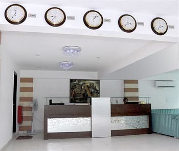 Dwarka Palace Samalkha Extérieur photo